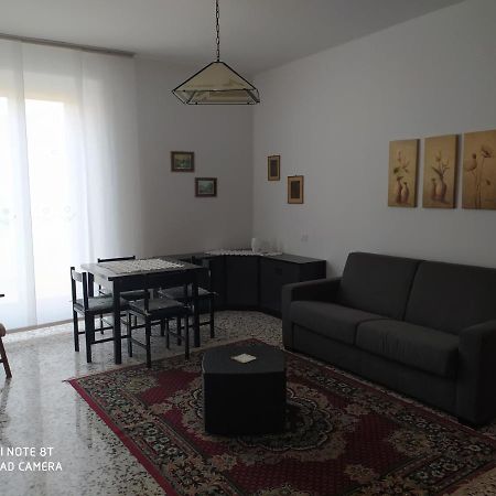 Al Cinema Apartment Scerni Exterior photo